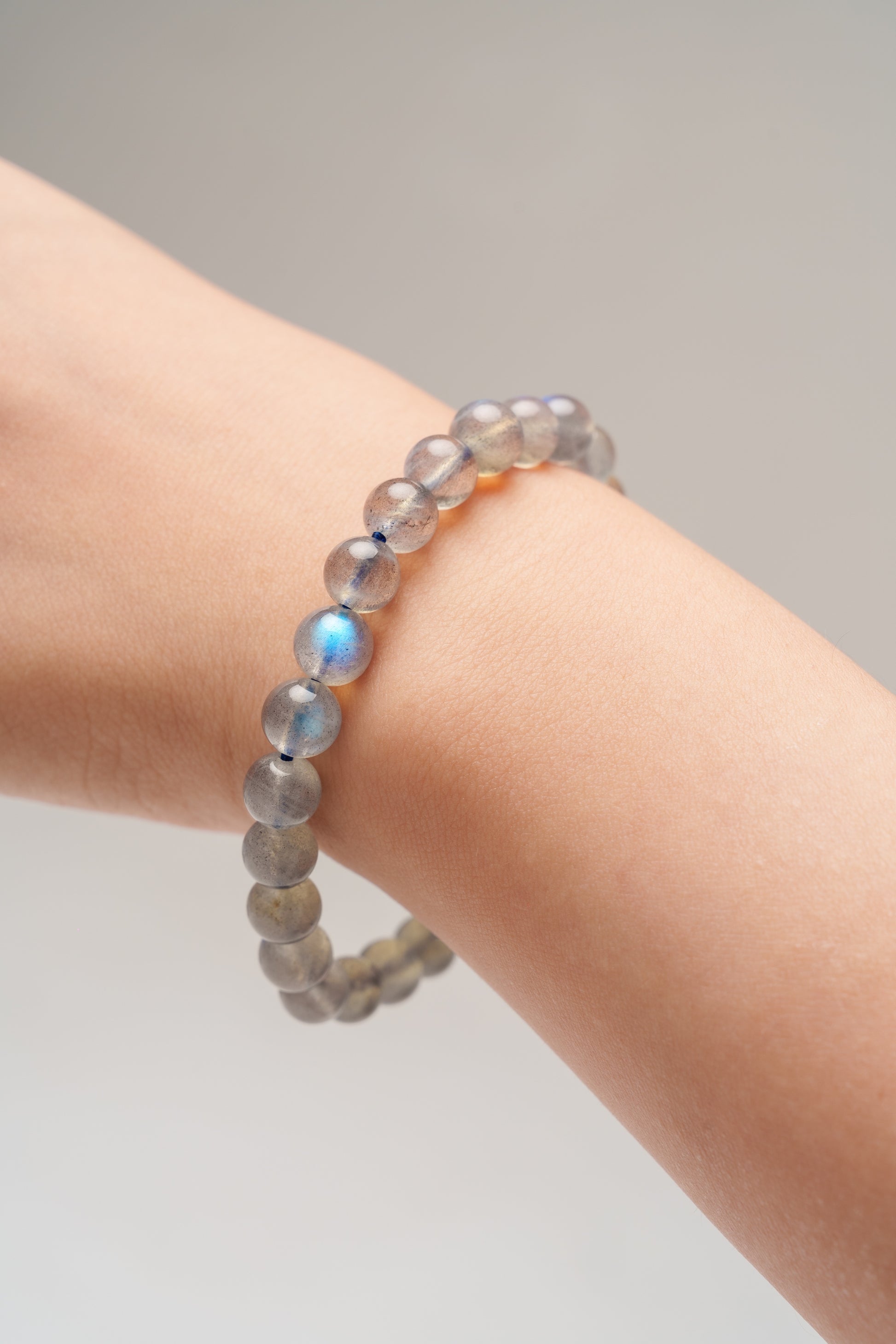 Gray Moonstone Bracelet - Rosée Jardin